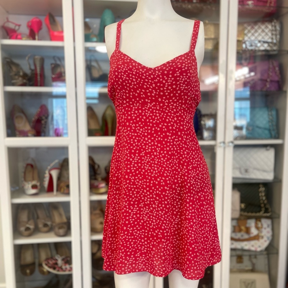 For love and lemons 🍋 red short sleeveless sun dress with stars. cross back